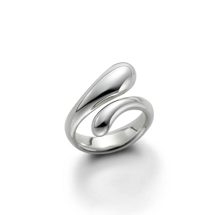 elsa peretti elnogated teardrop ring.jpg