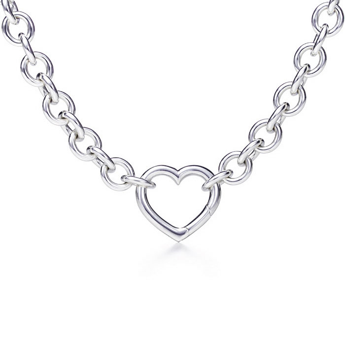 link necklace with heart cl.jpg