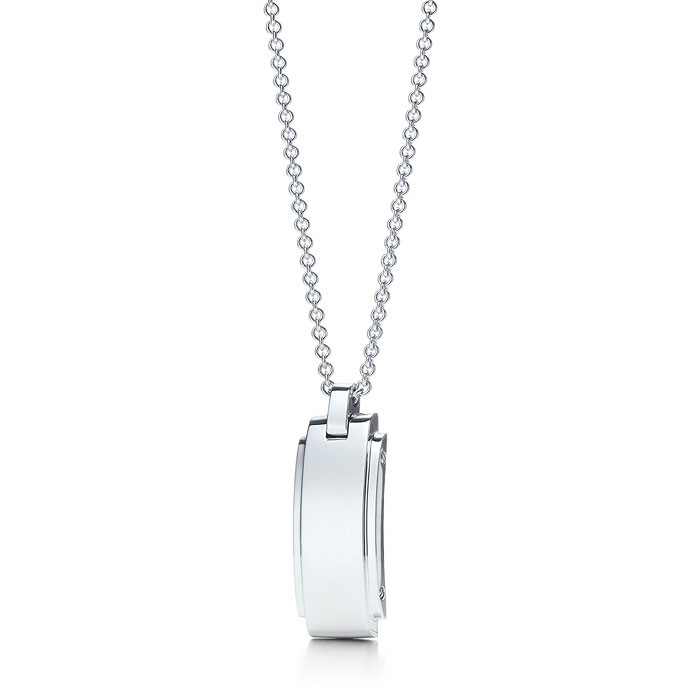 tiffany metropolis pendant for men